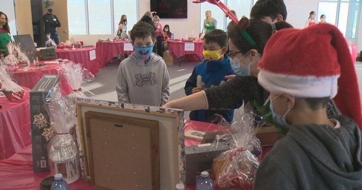 Christmas charity event helps single-parent families in Edmonton area