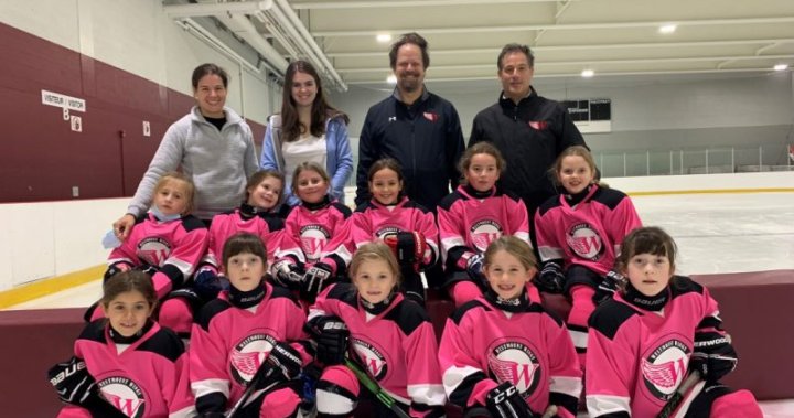 City of Westmount, Que. introduces its first all-girls hockey team