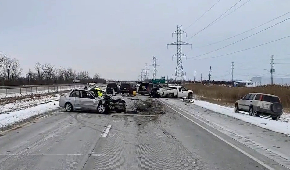 Crash On Eastbound 401 Near Chatham-Kent Sends 3 To Hospital, 1 With ...