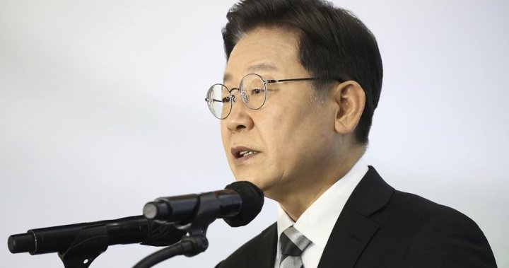 Лидерът на опозиционната Демократическа партия на Южна Корея Лий Дже-мюн