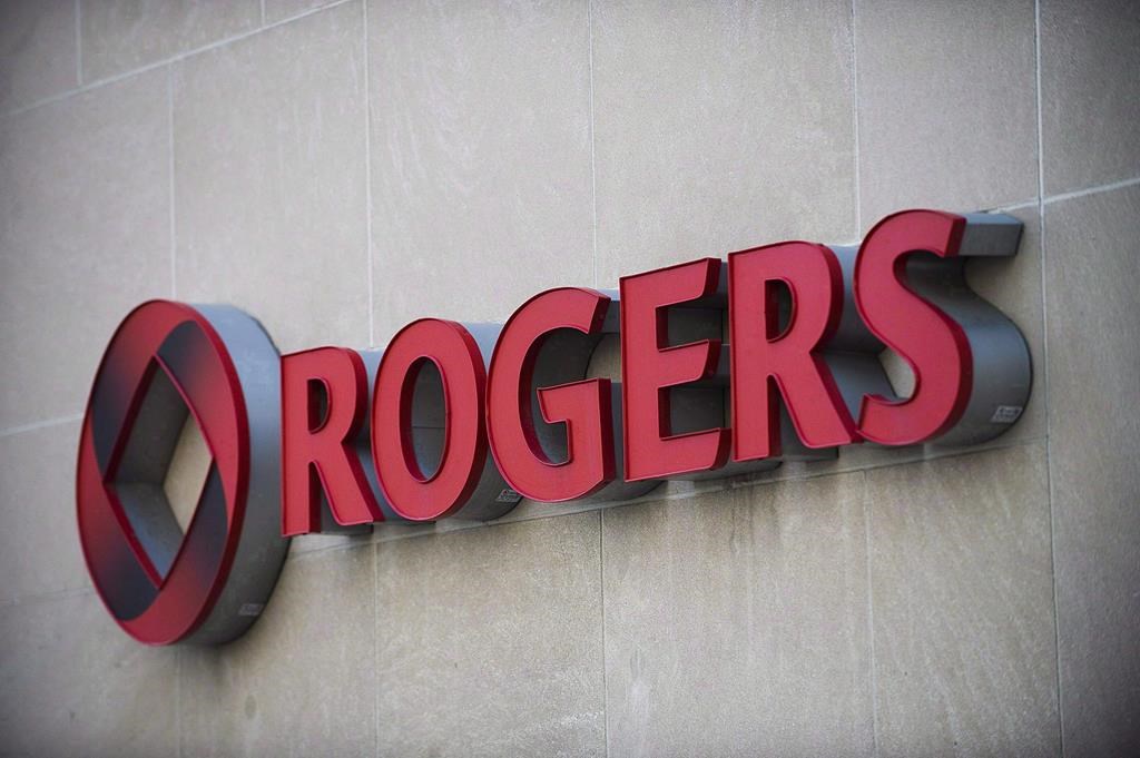 Rogers reports a nationwide cellular and internet outage on July 8, 2022.