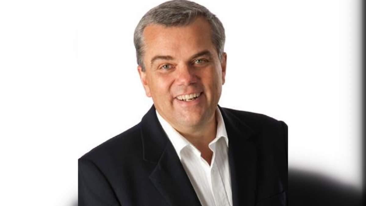 Brent Loucks, the long-time host of CKOM’s morning show, has decided it is time to start sleeping in.