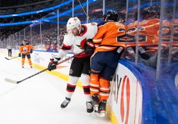 Continue reading: Edmonton Oilers collapse in third and lose to Senators