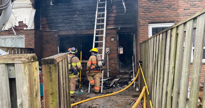 No injuries after New Year’s Day townhouse fire in London, Ont.