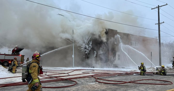 Regina fire department responds to apartment fire