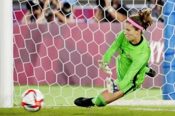 Continue reading: Canada’s Stephanie Labbé one of 3 finalists for FIFA goalkeeping award