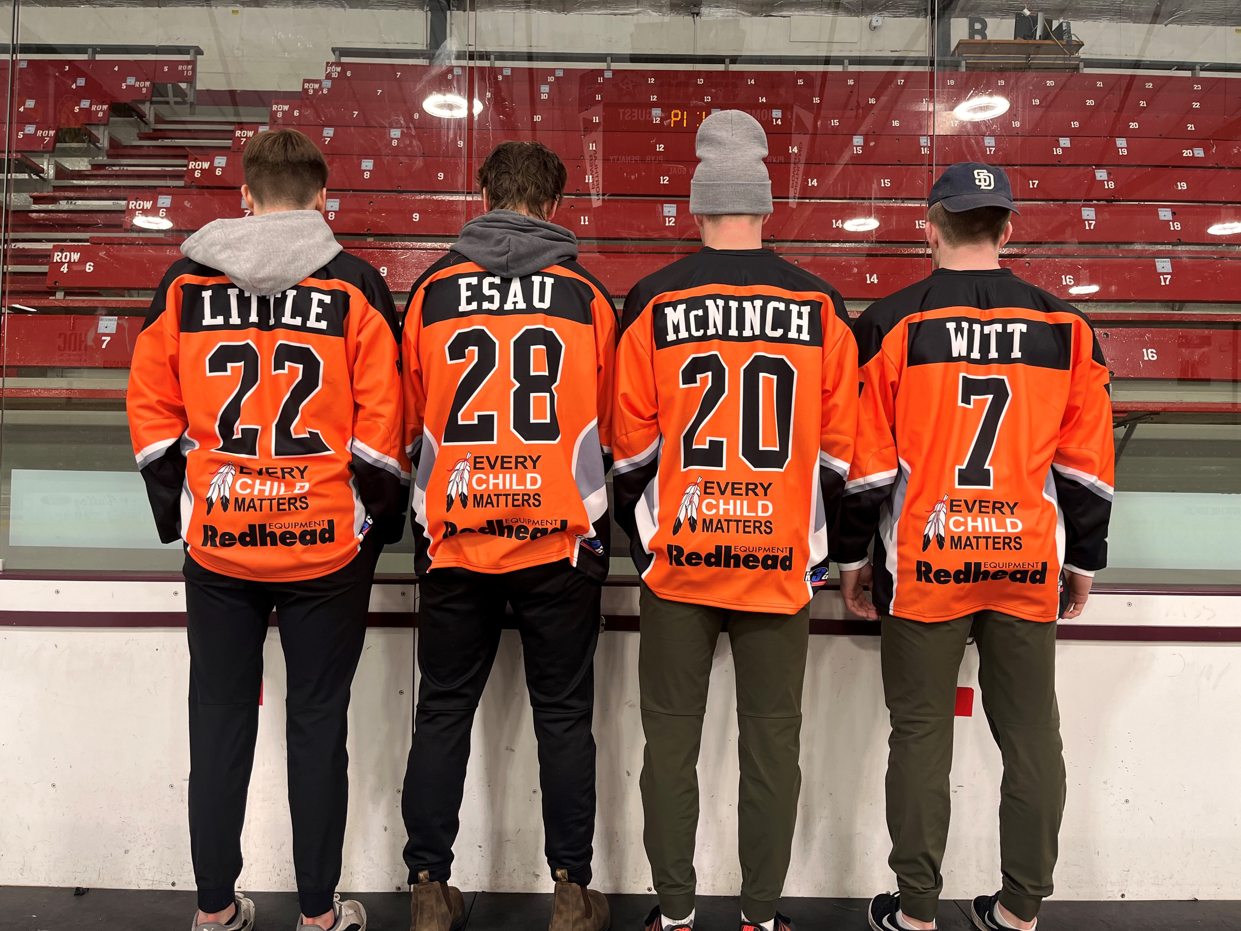 Orange jerseys mark truth and reconciliation pledge for this St. Thomas  hockey team