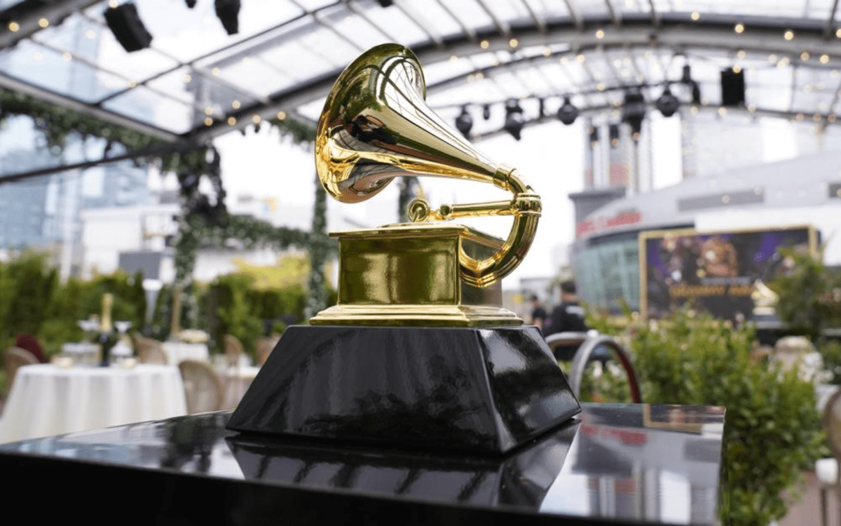 Grammy Awards statue
