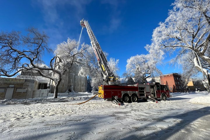 Sherbrook St., Ellice Ave. closed as crews battle apartment building fire