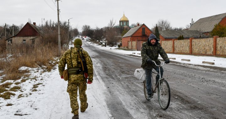 Ukraine urging calm as Russia tensions continue: ‘No reason to panic’
