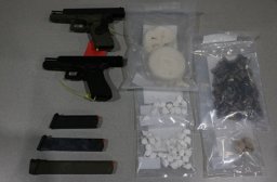 Continue reading: Cocaine, fentanyl, weapons seized during drug trafficking investigation in Edmonton, Calgary, Beaumont