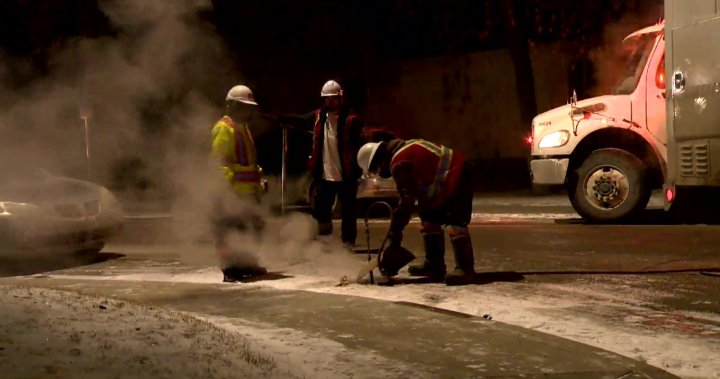 Quick overnight thaw leads to water main breaks in a dozen Calgary communities Thursday – Calgary