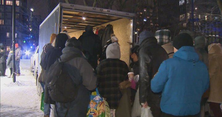 Montreal father-daughter duo helping to keep city’s homeless community warm this winter