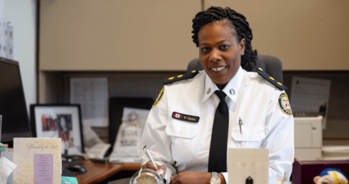 Провежда се изслушване за наказание за началник на полицията в Торонто заради скандал с измама