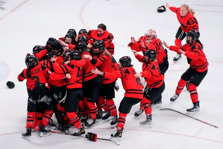 Canada wins gold in women’s hockey at Beijing Olympics with 3-2 win over U.S.