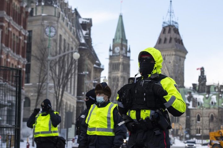 Police arrest, charge Quebec man in relation to Ottawa convoy protest