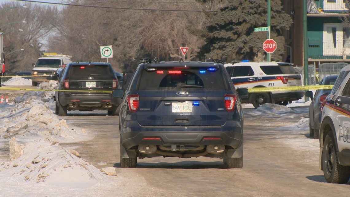 Man discharged from hospital after shooting by Saskatoon police officer
