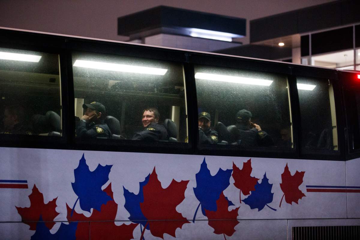Ottawa police blockade respones