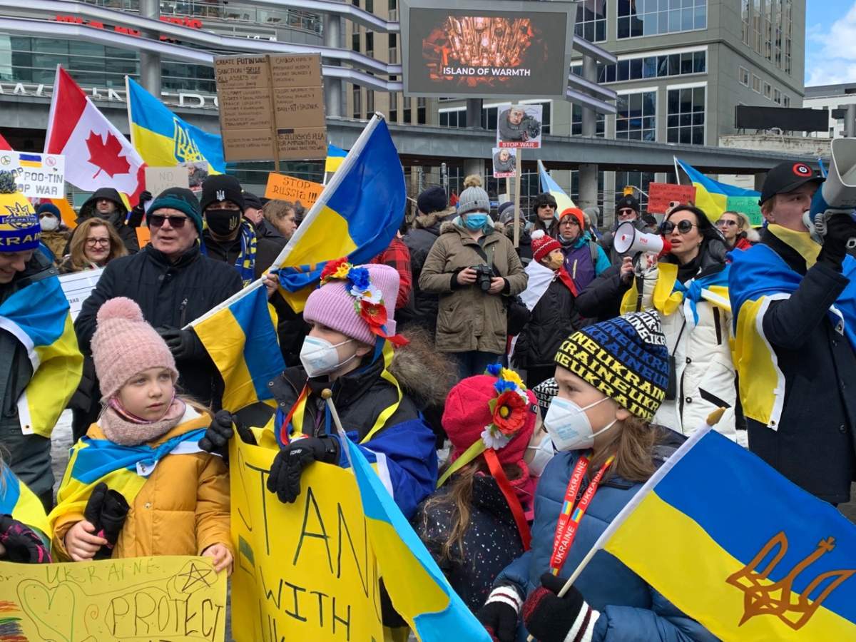 Large crowds gather in downtown Toronto for ‘mega march’ in solidarity with Ukraine - image