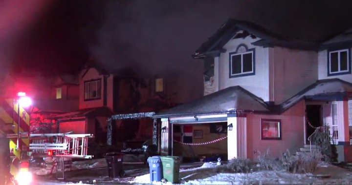 3 people in hospital after southeast Calgary house fire