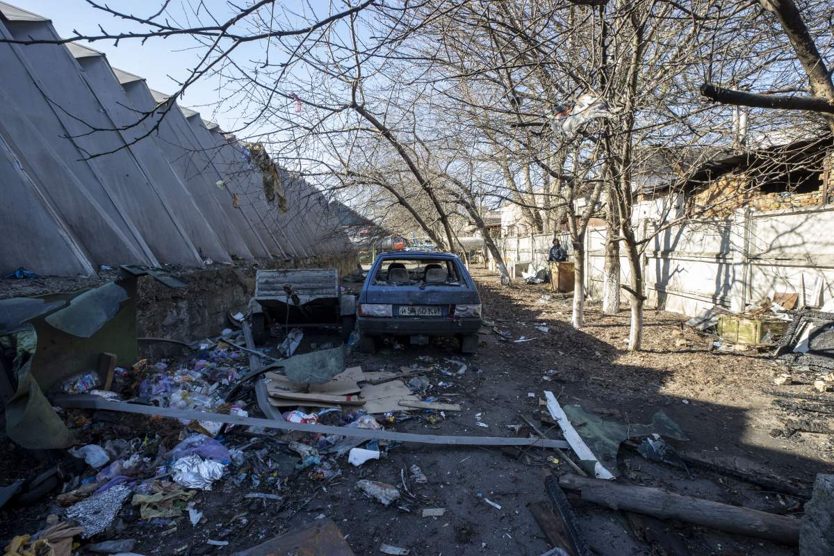 Damage in Kyiv amid Russian attacks