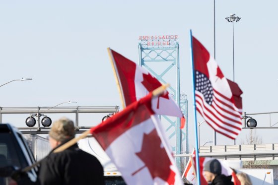 Windsor police act on court order to clear convoy protesters at Ambassador Bridge