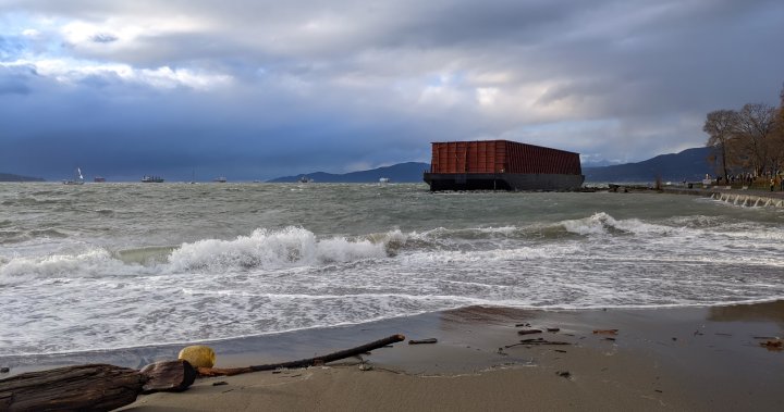 English Bay barge to be broken down and removed in pieces