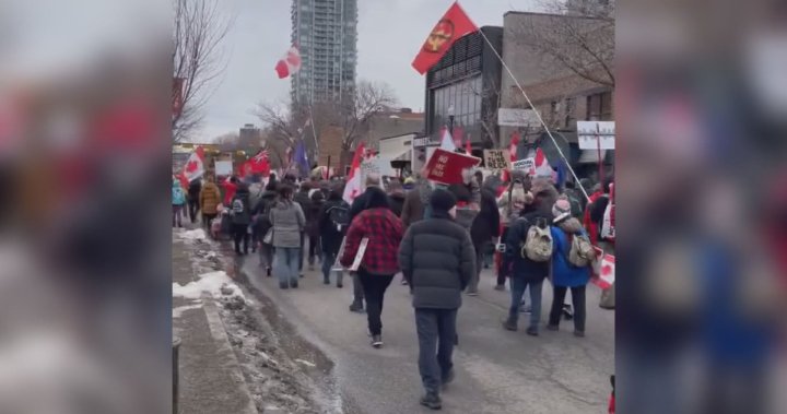 City of Calgary receives more than 200 complaints related to weekly protest in Beltline