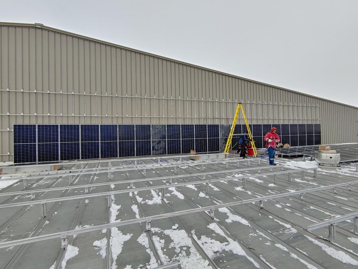 Moose Jaw yara centre solar panels