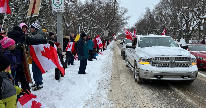 Protesters for and against COVID-19 restrictions gather outside Saskatchewan Legislature