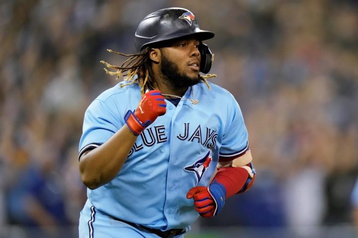 Vladimir Guerrero Jr., Bo Bichette show off their child's play at Futures  Game
