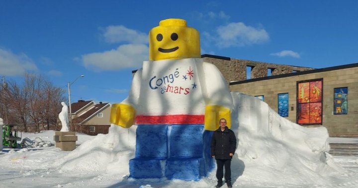 Artist builds 18-foot Lego-inspired snow sculpture in Caraquet, N.B.