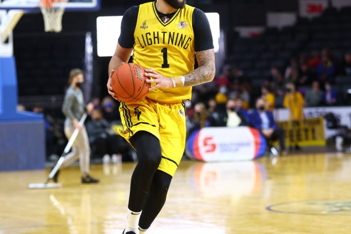 London Lightning close out regular season with home court victory over Sudbury Five