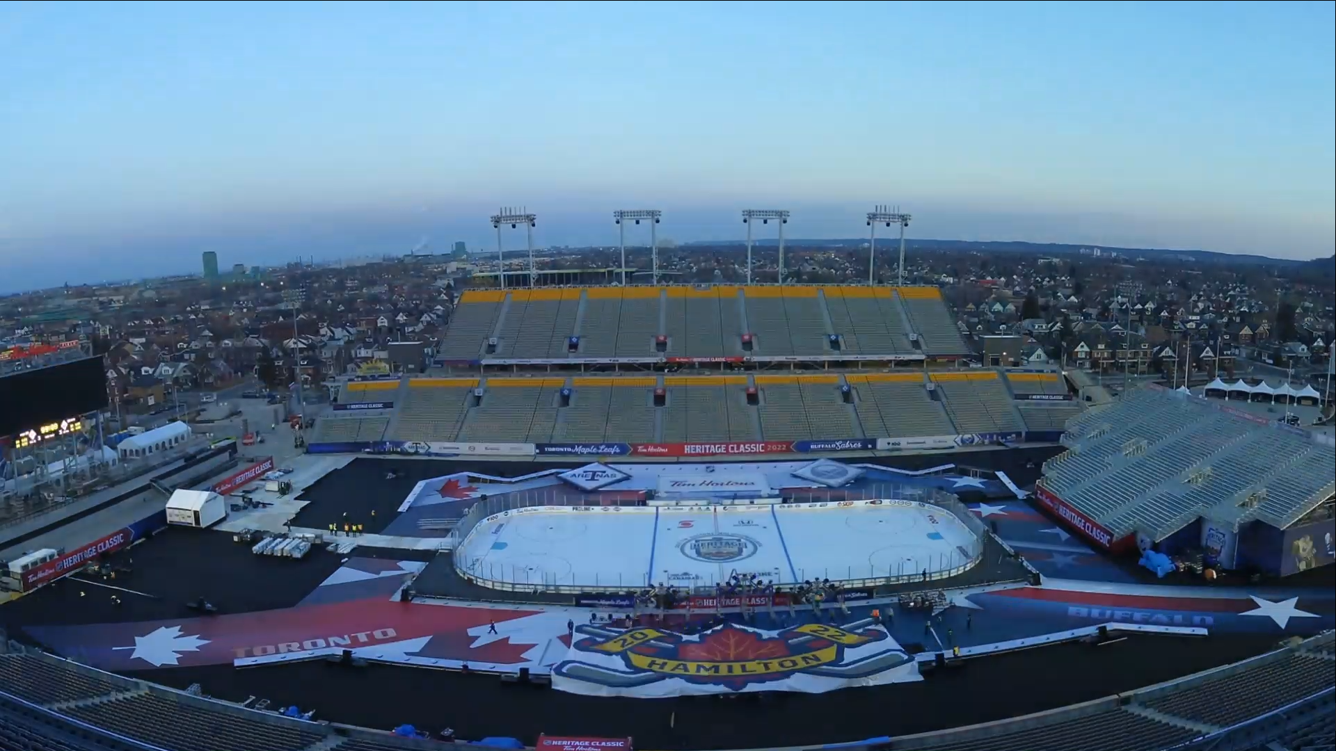 Traffic, fan festival and other things about the NHL Heritage Classic set for Hamilton this weekend