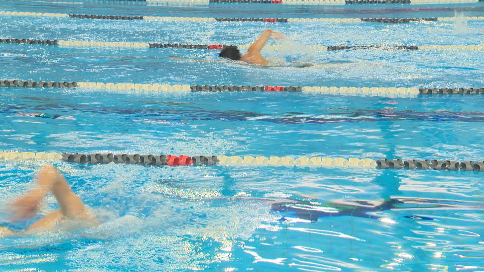 Pronghorns swim team back in the water preparing for Canadian trials