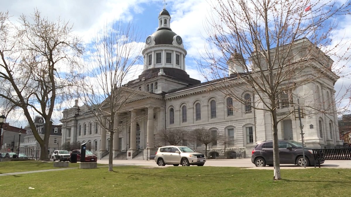 A committee review of the pay of Kingston city council members is recommending a six per cent raise for the mayor, and a seven per cent increase for the 12 councillors, starting when the new council takes office in late 2022.
