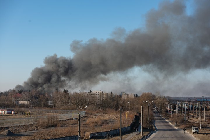 Russia’s strike on Lviv airport had ‘no purpose,’ mayor says after 1 ...