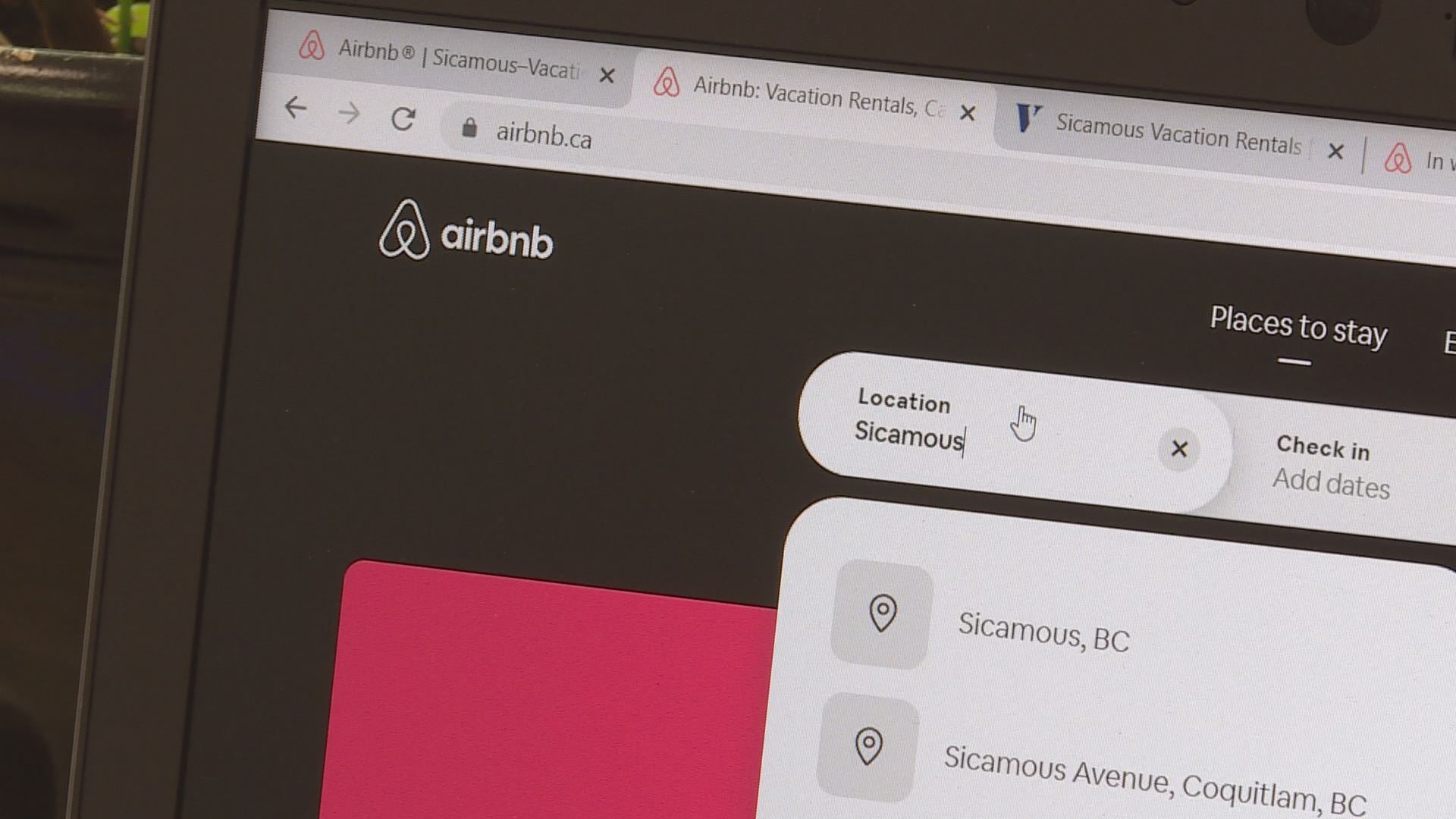 Заявленията за лицензи за краткосрочно настаняване под наем STRA в