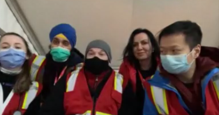 Kanadyjscy lekarze i pielęgniarki udzielają pomocy medycznej ukraińskim uchodźcom w Polsce