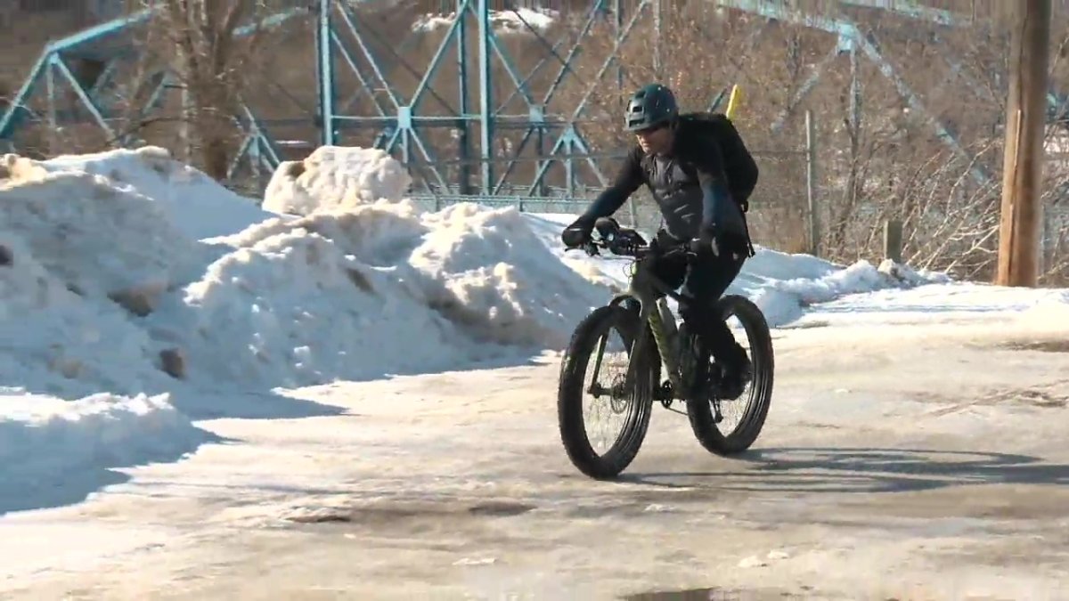 Edmonton's Simon North fat biking to fundraise for Ukraine Mar. 12, 2022.
