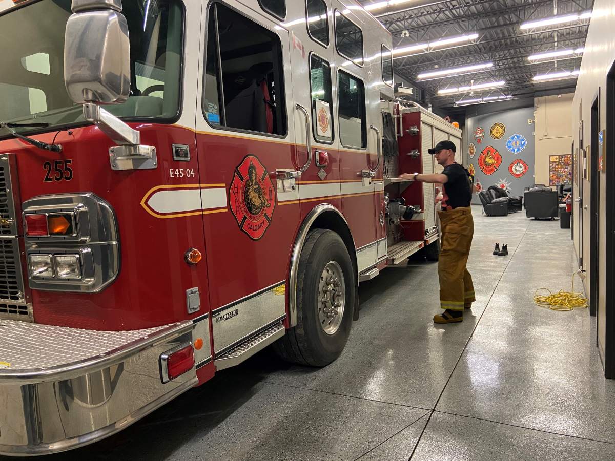 After surviving cancer, Calgary firefighter Lorne Miller has taken it upon himself to do the Gibbons challenge to raise money for a Calgary family who's son is battling a second round of sarcoma cancer — the same one Miller is in recovery from.