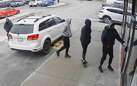 Police are seeking to identify four suspects after a pharmacy in Vaughan was robbed.