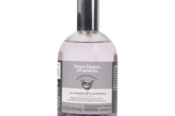 a picture of the light purple room spray
