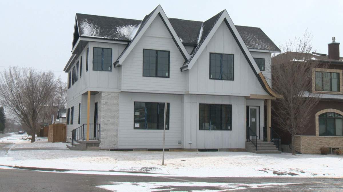 1704 - 27 St. SW located in community of Shaganappi in Calgary.