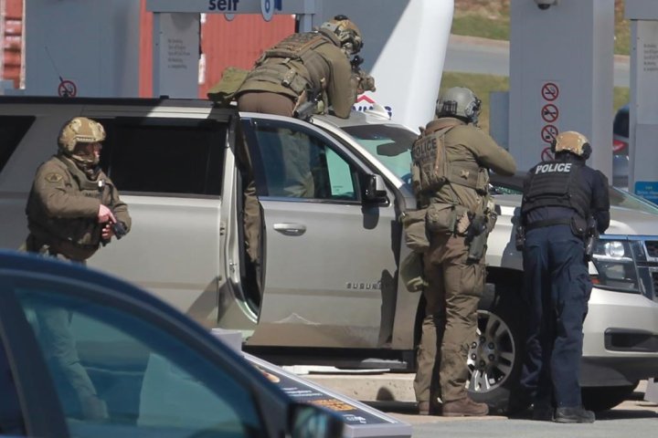 Confusion over RCMP leadership roles marked early investigation of N.S. mass shooting