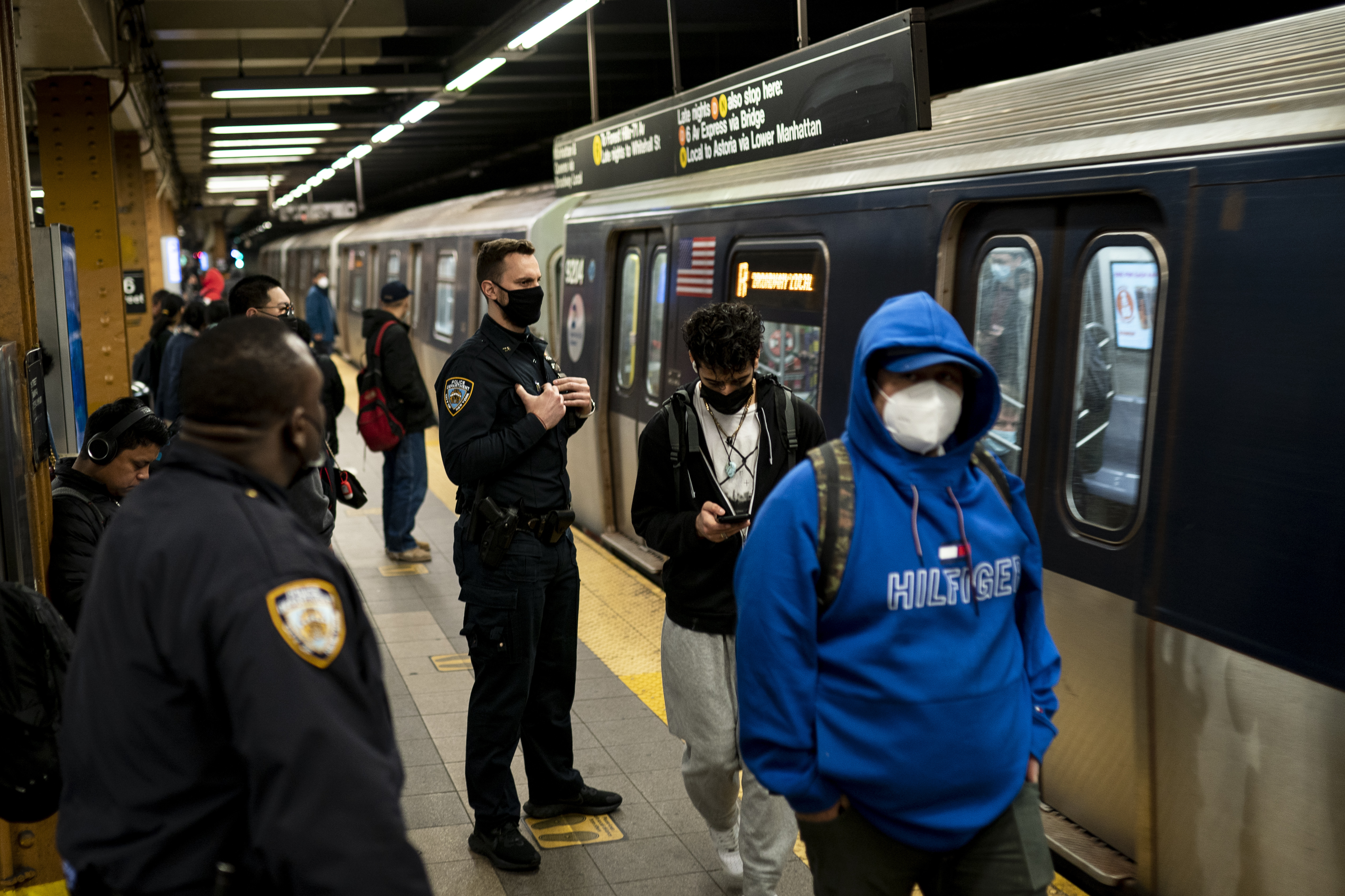 Brooklyn Subway Shooting Suspect Tipped Off His Own Location To Police ...