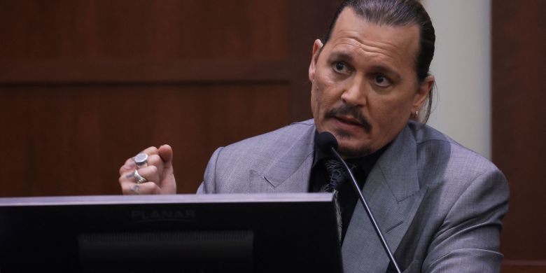 Johnny Depp takes stand against Amber Heard for 2nd day in defamation trial: 'It seemed like pure hatred'