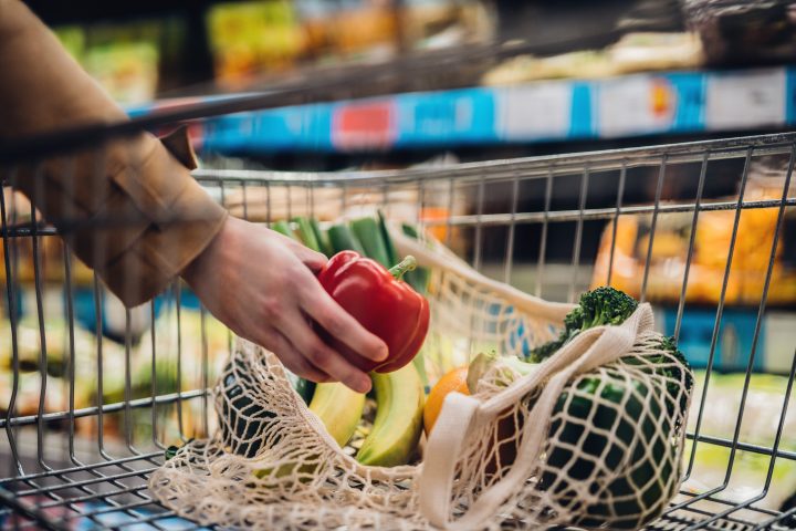 Canadian shoppers moving to discount stores as inflation soars: Loblaw -  National