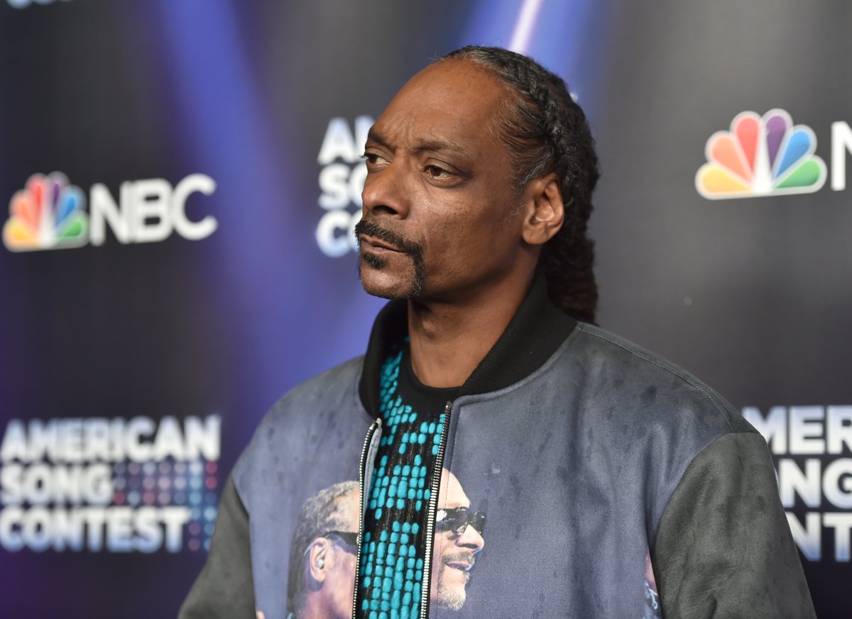 Snoop Dogg attends NBC's "American Song Contest" week 2 Red Carpet at Universal Studios Hollywood on March 28, 2022 in Universal City, California.