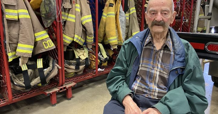 Volunteer firefighter in Alberta celebrates 70 years on the job, sets national record